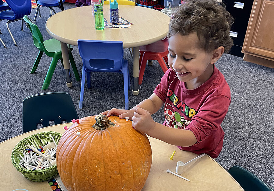 fun with pumpkins in FRCS ECE